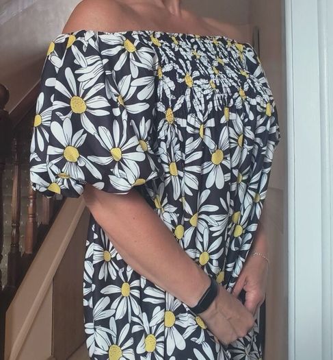 Floral Dress, Puff sleeve, size 10