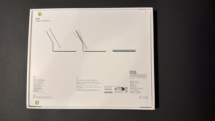 iPad Pro 13-inch M4 (2024 MAGIC KEYBOARD) British English WHITE Brand New Sealed 1 Year Warranty