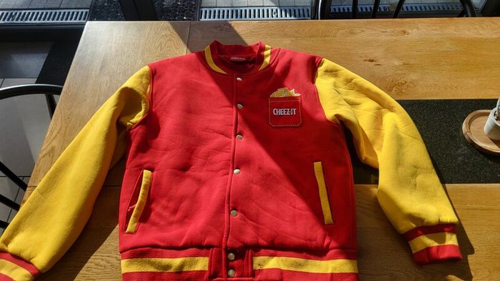 cheezit jacket large