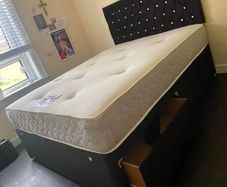 Brand New Stylist Divan Beds Instock. Tufted Memory Foam Mattresses And Optional Drawers Available. 3ft, 4ft, 4ft6, 5ft And 6ft Sizes Available