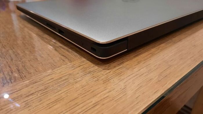 Dell Precision 5520 15.6" WIN 11 PRO Mobile Workstation Business Gaming Laptop Intel i7-6820HQ 16GB RAM 256GB SSD NVIDIA Quadro M1200 4GB GDDR6