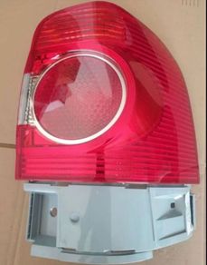 Wolkswagen Sharan right tail light