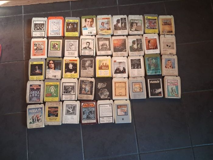 8 track cartridges