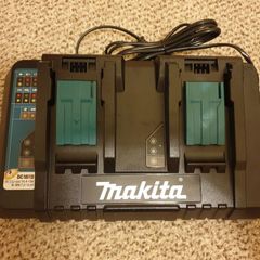 makita double fast charger