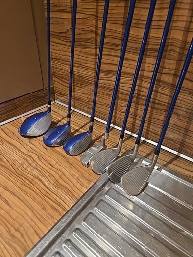 Mizuno Junior Golf Set Ages 9-12 (140cm)