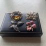 Selection Vintage/Art Deco Brooches Image 2