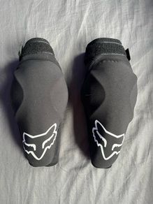 Fox racing knee pads