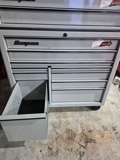 snap on toolbox  40"BRAND NEW