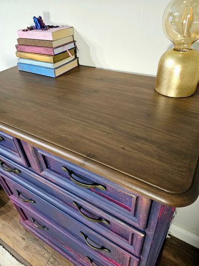 Chest of drawers