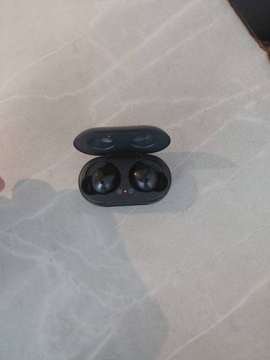 Samsung Airbuds