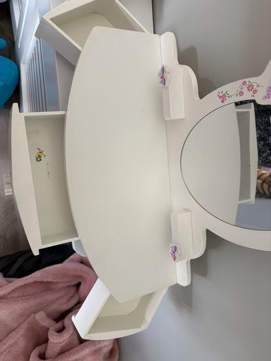 Kids jewellery box