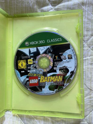 LEGO Batman 3 Beyond Gotham Video Game - XBOX 360 Disc and Case