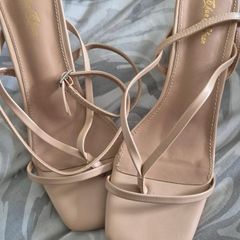 kitten heels