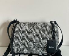 DKNY shoulder bag / handbag /crossbody bag