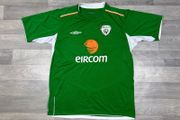 Genuine vintage 2004 Umbro Ireland Home Jersey Shirt Mens Large