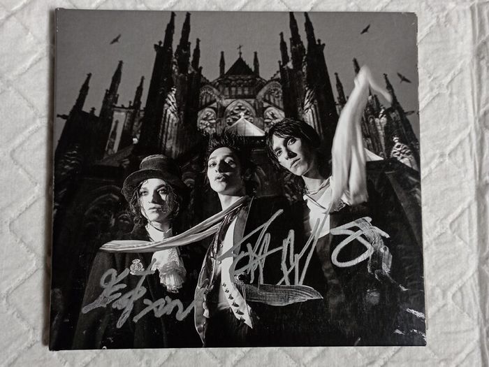 Palaye Royale signed CD