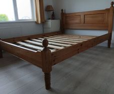 Solid pine king size bed