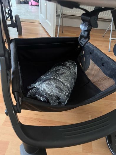 Baby travel system and baby rocker (collection only)