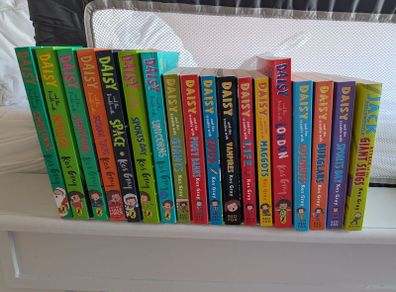 Daisy book bundle