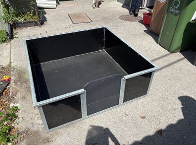 Whelping Box