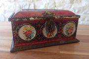 Linette Floral Tin