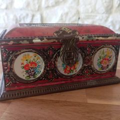 Linette Floral Tin