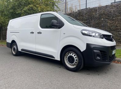 2022 Opel Vivaro 82km