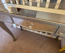 Mirror table