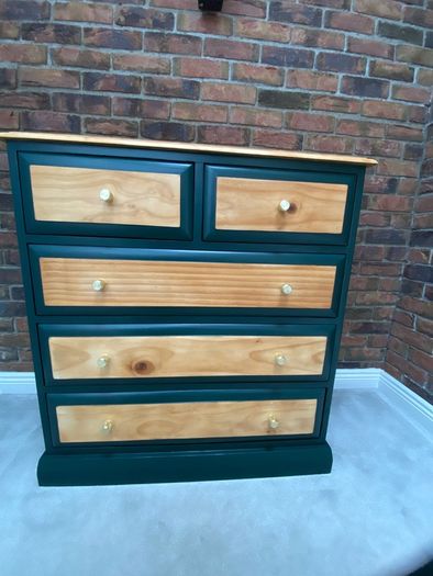 Solid wood Chest of Drawers