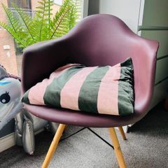 Eames Style