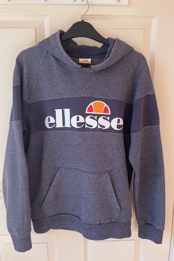 ELLESSE  hoodie sweater. Grey & Charcoal. Size small adult / labelled age 13/14 . Great Quality & In very good condition. Weighty 50% cotton