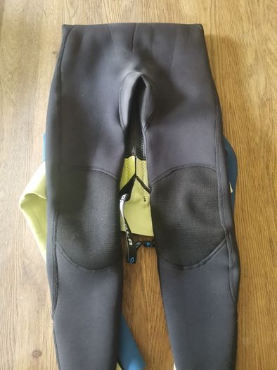 Sola wetsuit