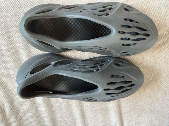 yezzy foam