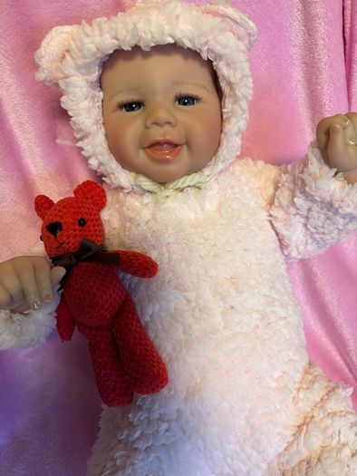 Reborns By Laura.  Baby Bear.  Heavy, weighted Reborn Doll. Welcome to View
