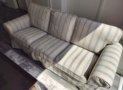 sofa 3 and 2 seater