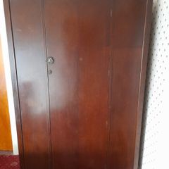 wardrobe vintage