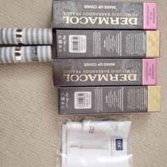 Makeup bundle