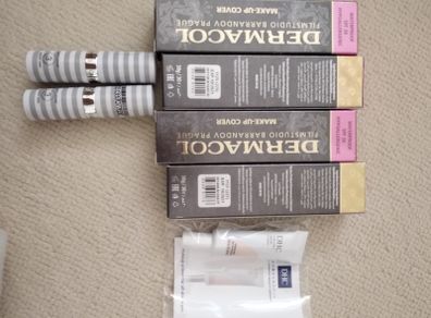 Makeup bundle