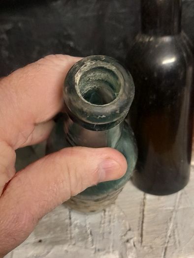 3 Old Pub Bottles, Price is for 3, Guinness, Smithwicks barley wine and another,