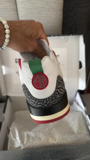 Jordan Spizike Low SE Do The Right Thing 10uk