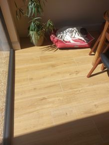 Wood effect tile