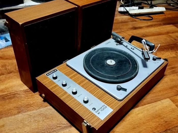 Soviet GDR Comix Belcanto record player