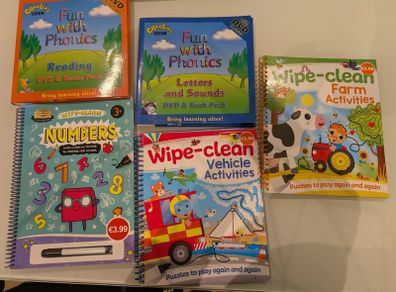 Wipe and clean books, Fun with Phonics