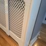 Extendanle raditor cabinet in white Image 2