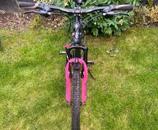 Mirage girls mountain bike, Shimano gears, front suspension