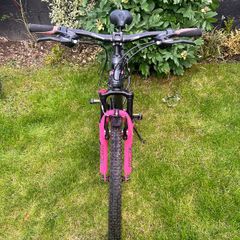 Mirage girls mountain bike, Shimano gears, front suspension
