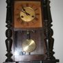 Vintage wall clock (in working order) Image 8