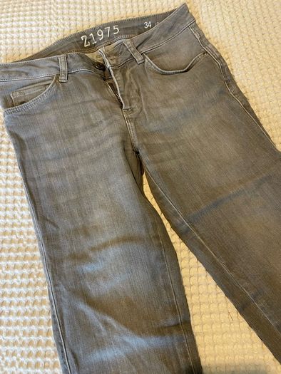 Zara jeans