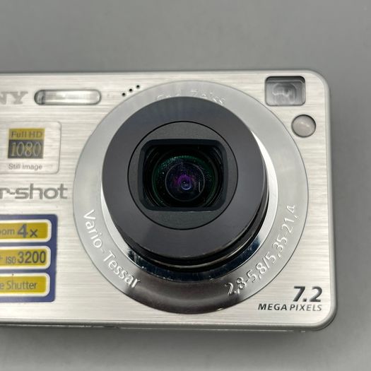 Sony DSC-W120 7.2MP Digital Camera Silver + Battery + SD