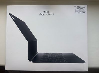 Apple Magic Keyboard for iPad Pro 13 inch M4 M5 Black Unused Box Opened